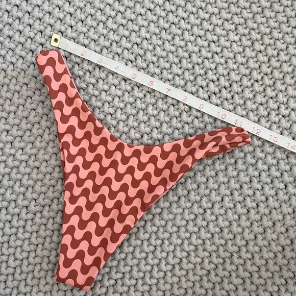 Skatie• ‘Suzanne’ Bikini Bottoms in SLATER - Picture 13 of 14